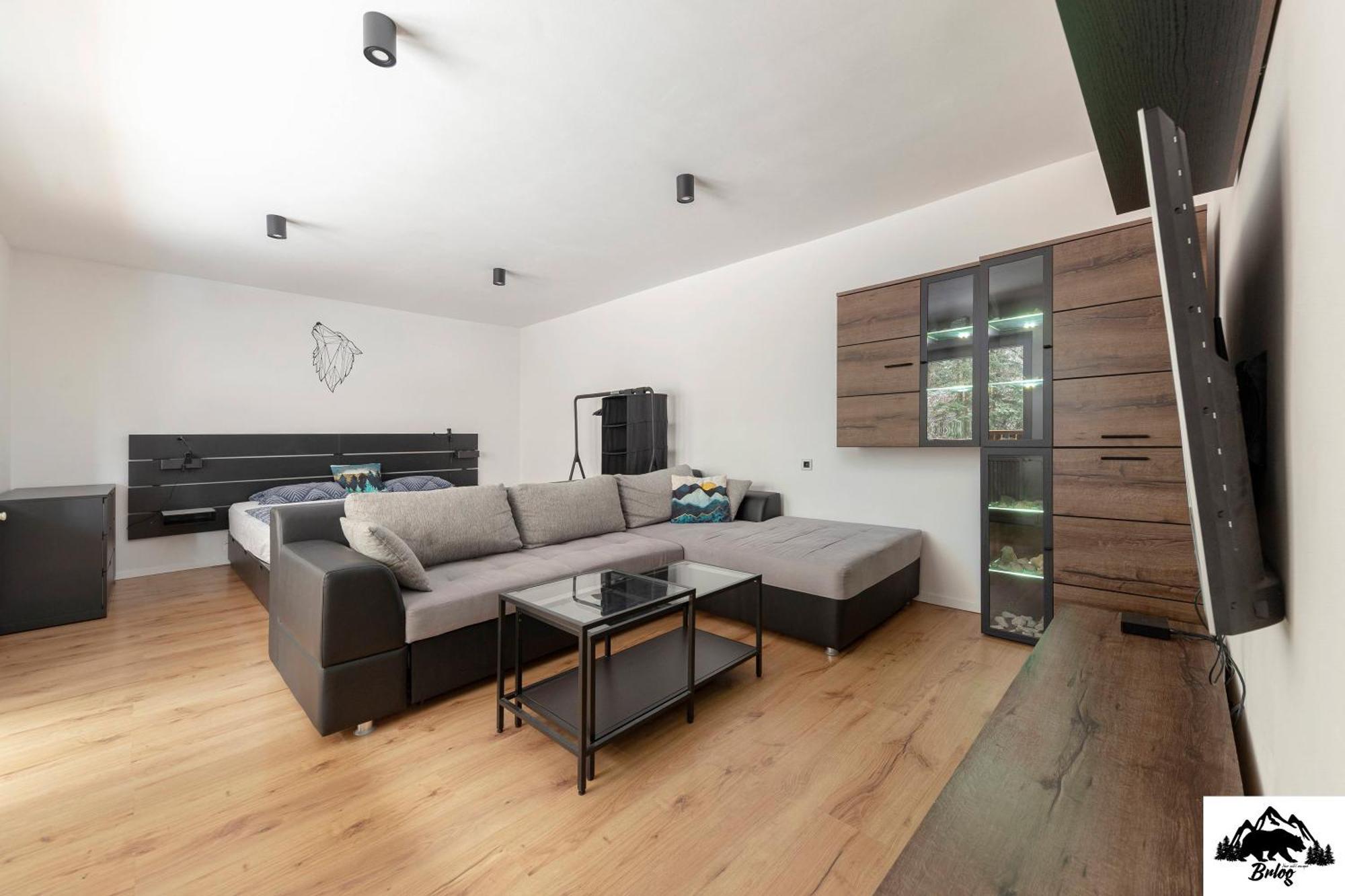 Brlog Apartment Zgornje Gorje Bagian luar foto